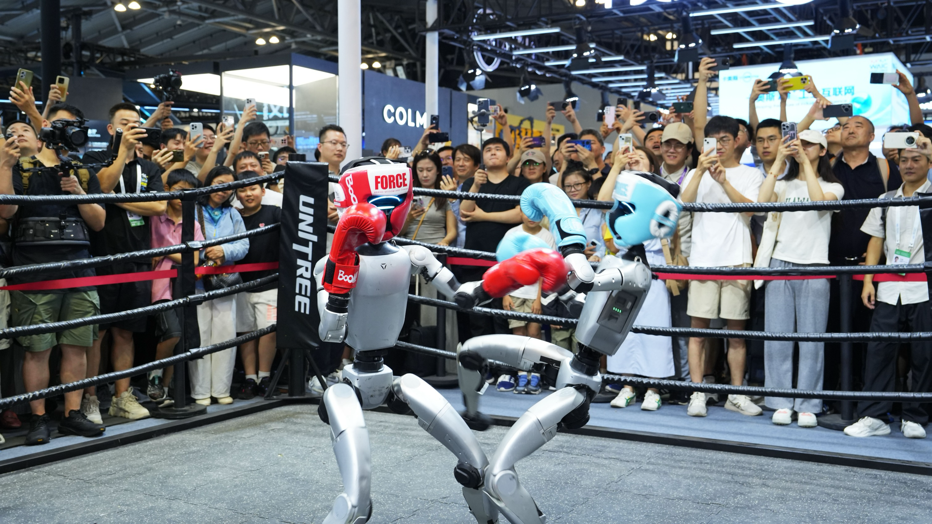 Humanoid Robots vs Traditional Event Entertainment: ROI Comparison